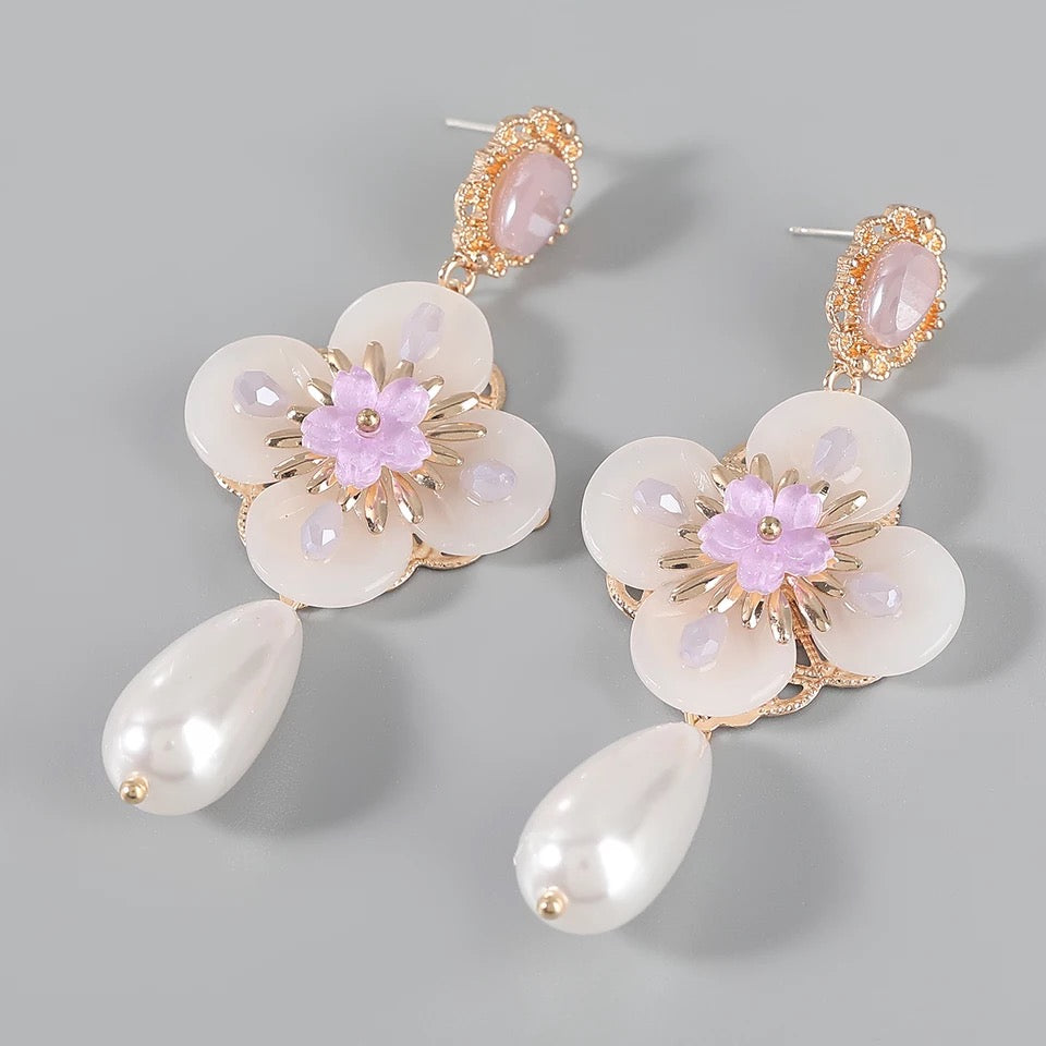 Flower & Pearl Drop Earrings Elegant