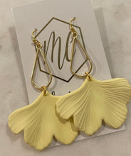 Pastel ginkgo leaf earrings with gold circle teardrop