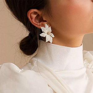 Poinsettia Flower Stud